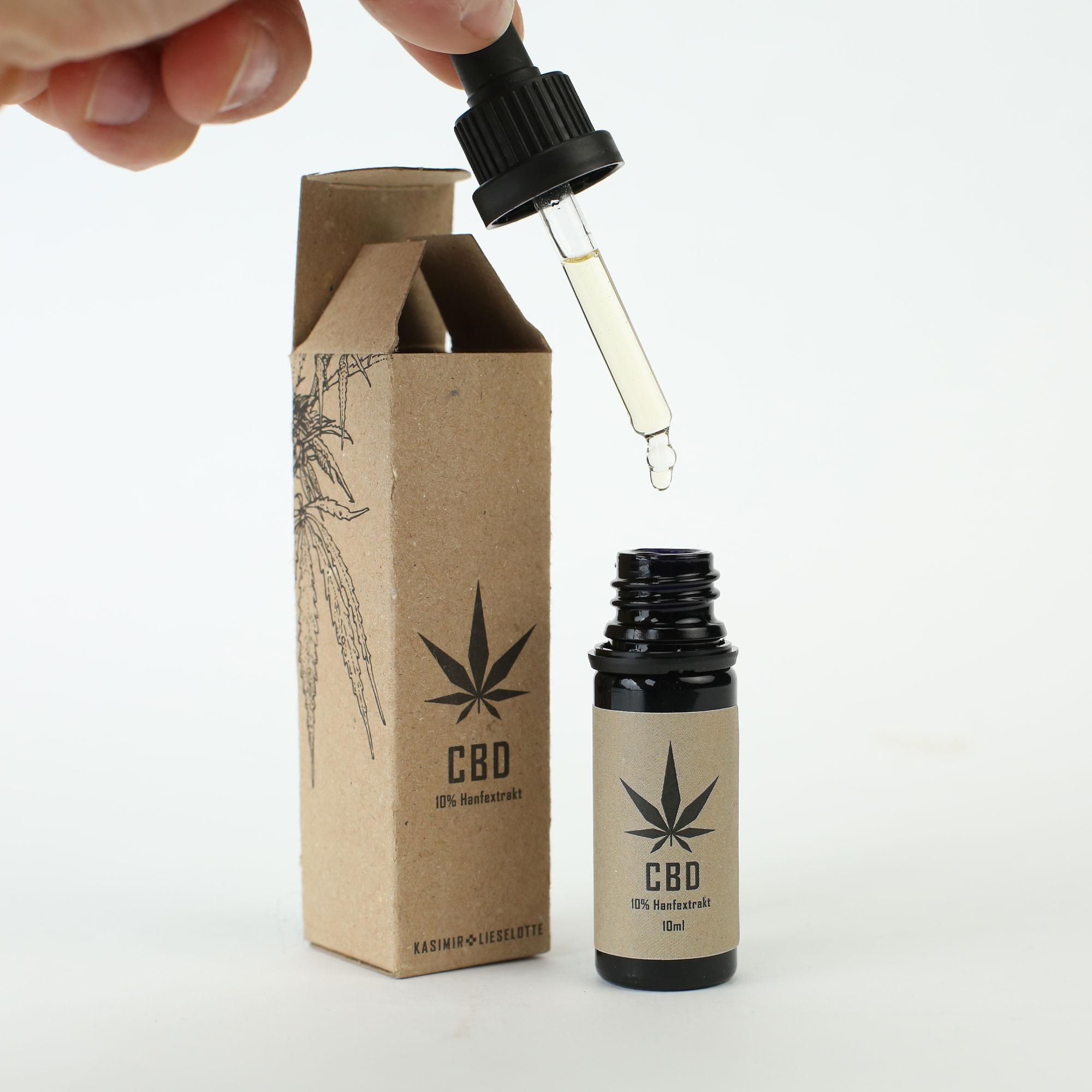 Flasche, Shaker, Schraubenzieher, Werkzeug, Kosmetik, Flasche, Shaker, Schraubenzieher, Werkzeug, Kosmetik, Flasche, Shaker, Schraubenzieher, Werkzeug, Kosmetik, Flasche, Shaker, Schraubenzieher, Werkzeug, Kosmetik